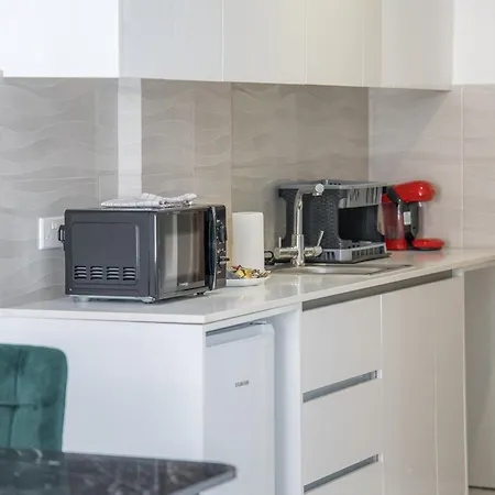 Quartz Signature Apartment
