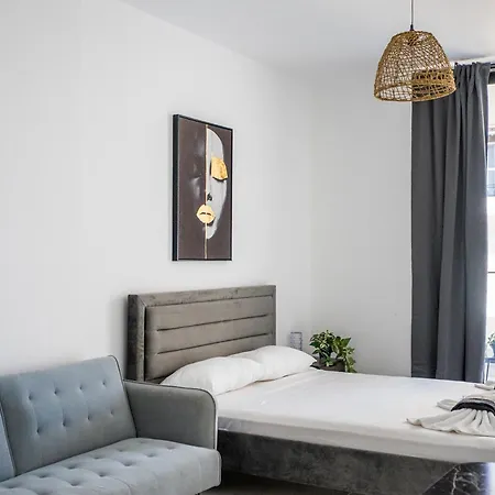 Apartment Mackenzie Signature In