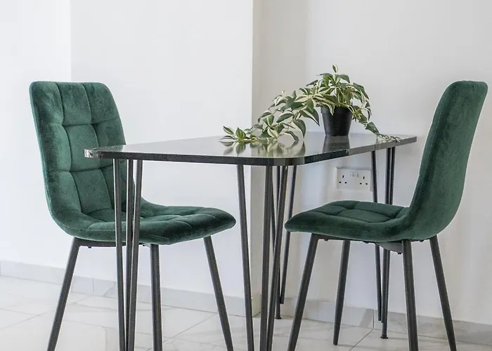 Mackenzie Signature In Appartement *