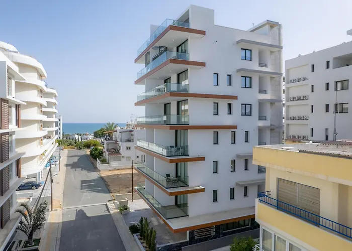 Mackenzie Signature In *